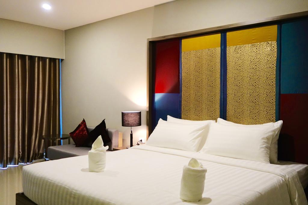 V Hotel Ubon Ratchathani Bagian luar foto