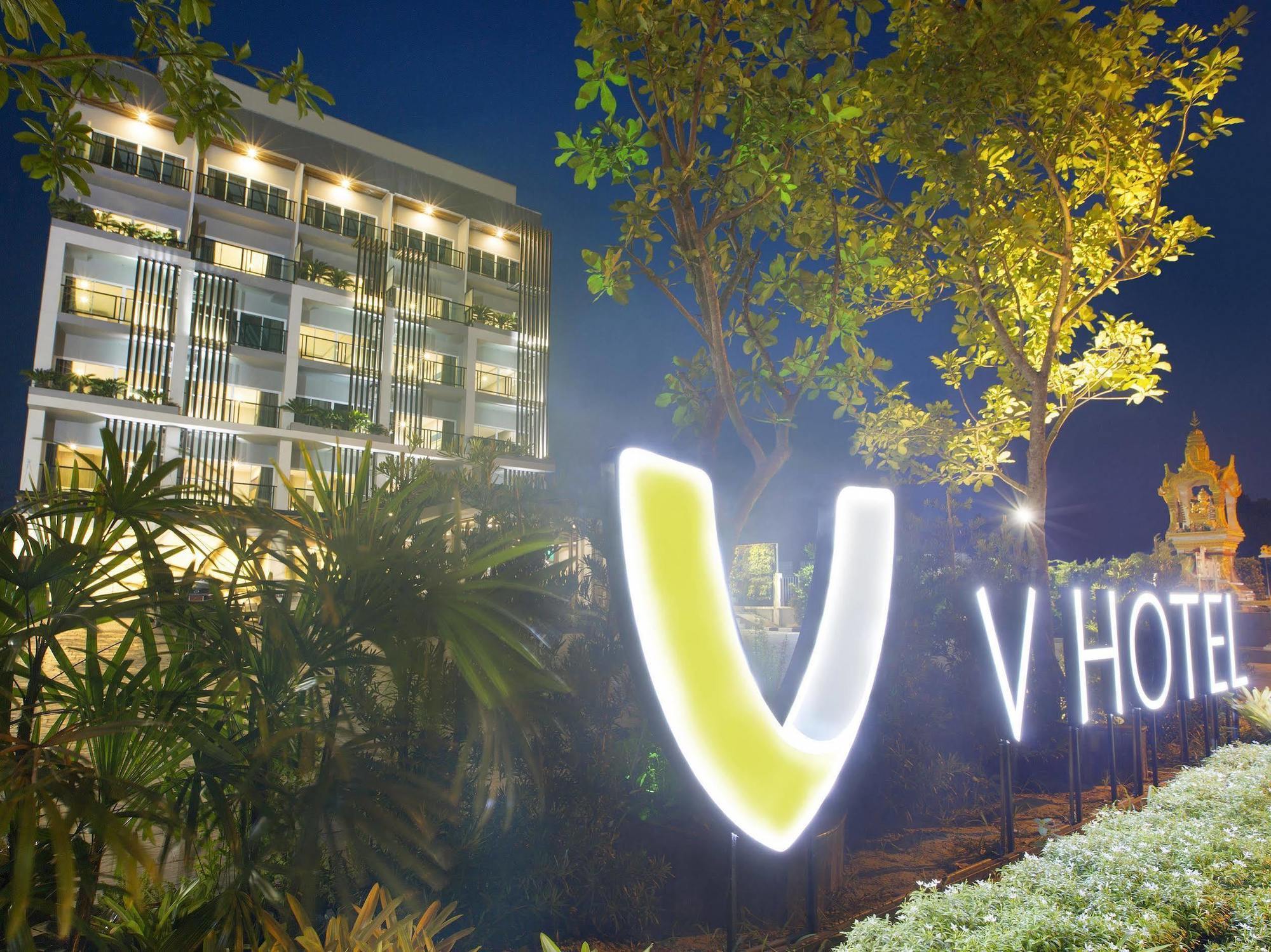V Hotel Ubon Ratchathani Bagian luar foto